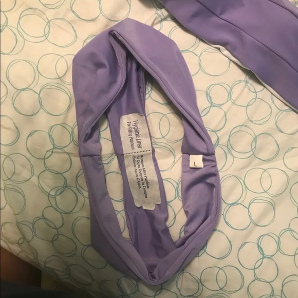 Bikini - Picture 2 of 2